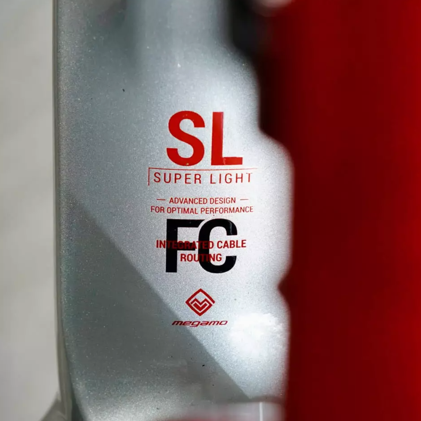 MEGAMO Track 100 SX EDT Rojo